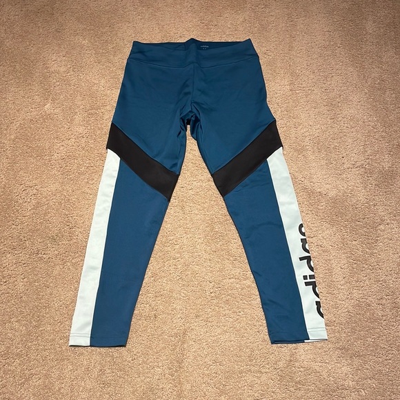 Adidas leggings like new! Worn once only - late to return - Picture 1 of 4